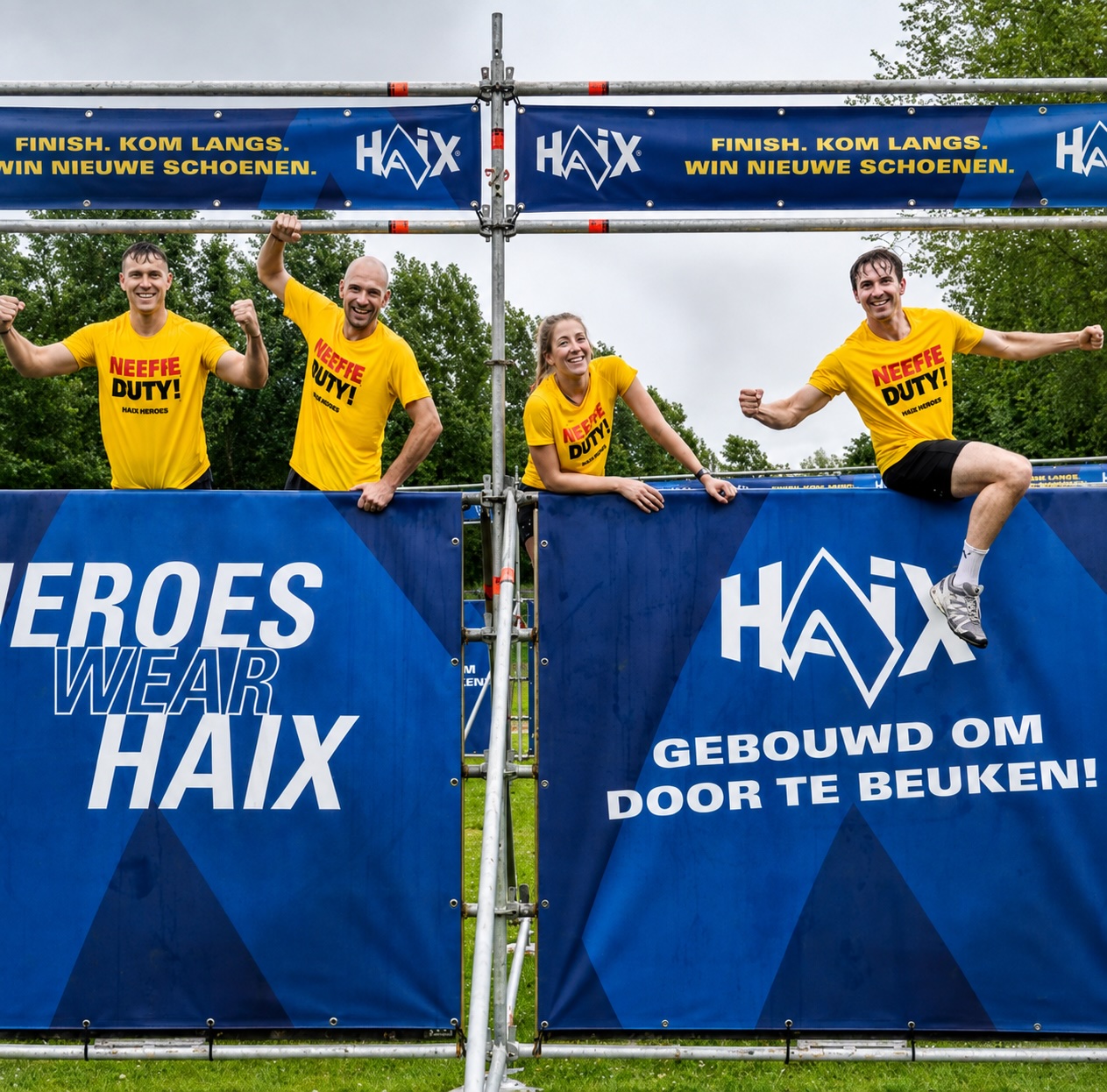 Team HAIX bij de Great Walls met HAIX-branding tijdens Mud Masters